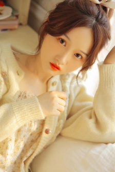 国子监来了个女弟子